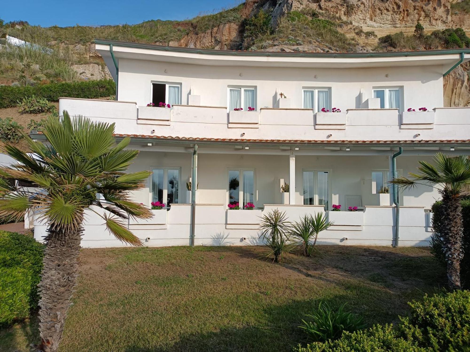 Borgo Di Riaci Beach Resort Santa Domenica  Kültér fotó