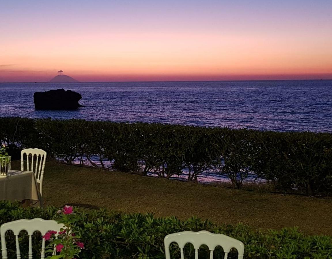 Borgo Di Riaci Beach Resort Santa Domenica  Kültér fotó