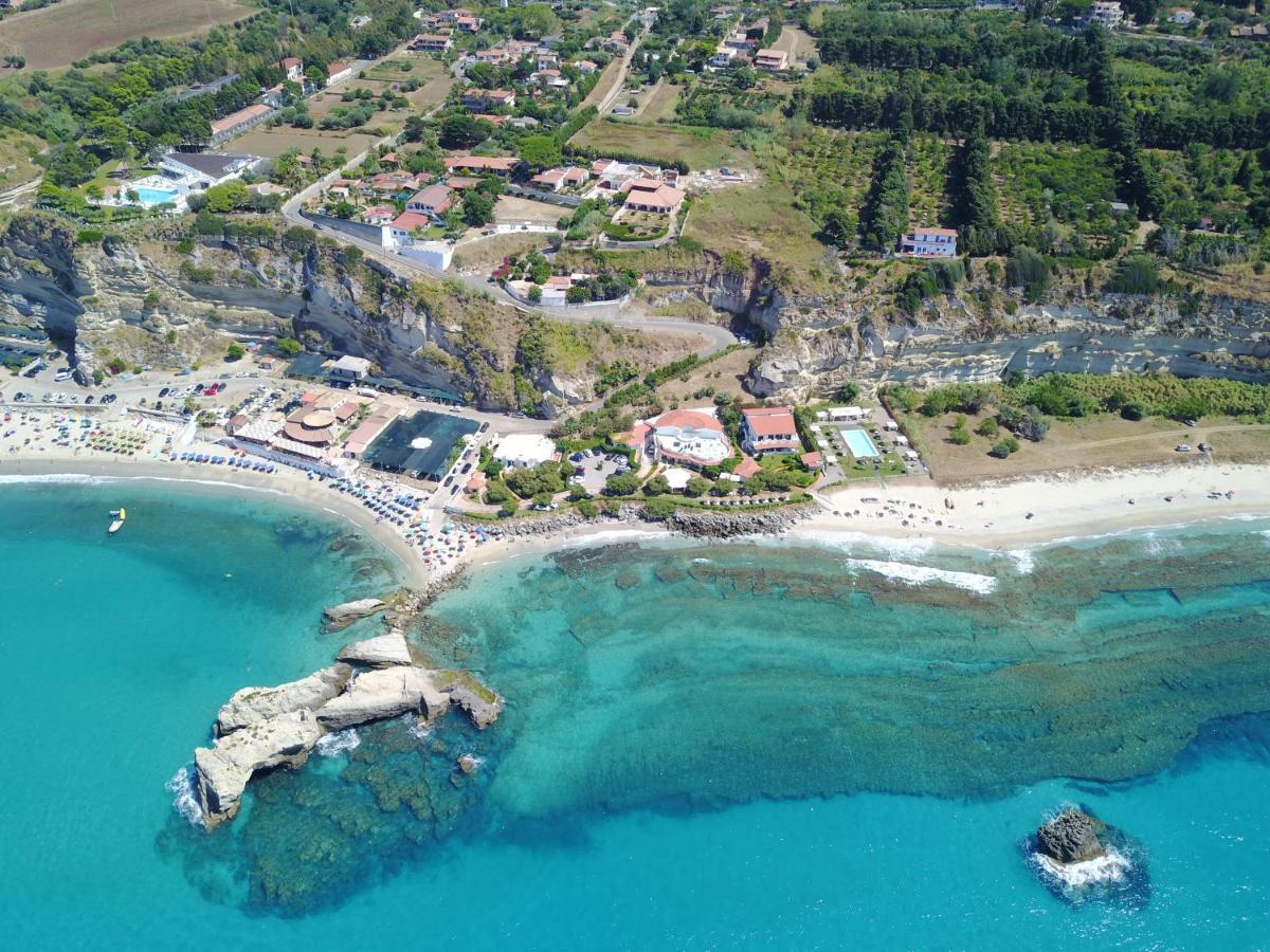 Borgo Di Riaci Beach Resort Santa Domenica  Kültér fotó