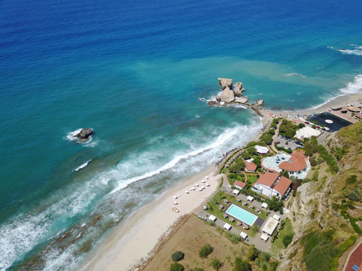 Borgo Di Riaci Beach Resort Santa Domenica  Kültér fotó